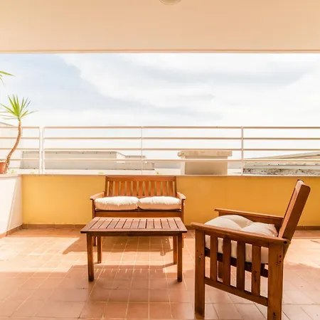M Apartment *