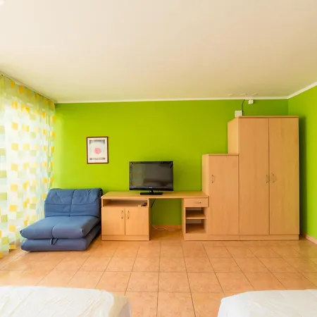 Apartment M *